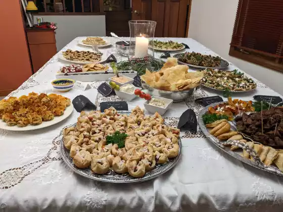 Holiday Small Bites - the plant-based way!