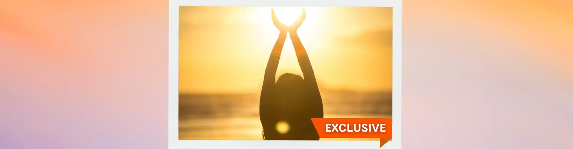 Reiki Yin Yoga para o Plexo Solar - Online Class by Sarah Evans 