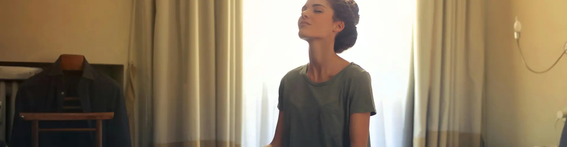 Meditasi Jiwa - Online Class by Just Plain  Yoga