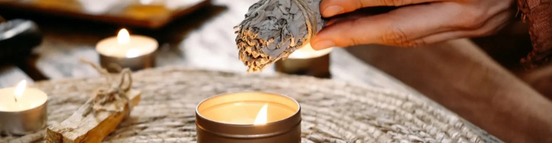 Szent Újhold Meditáció - Online Class by Cassaundra Paolini