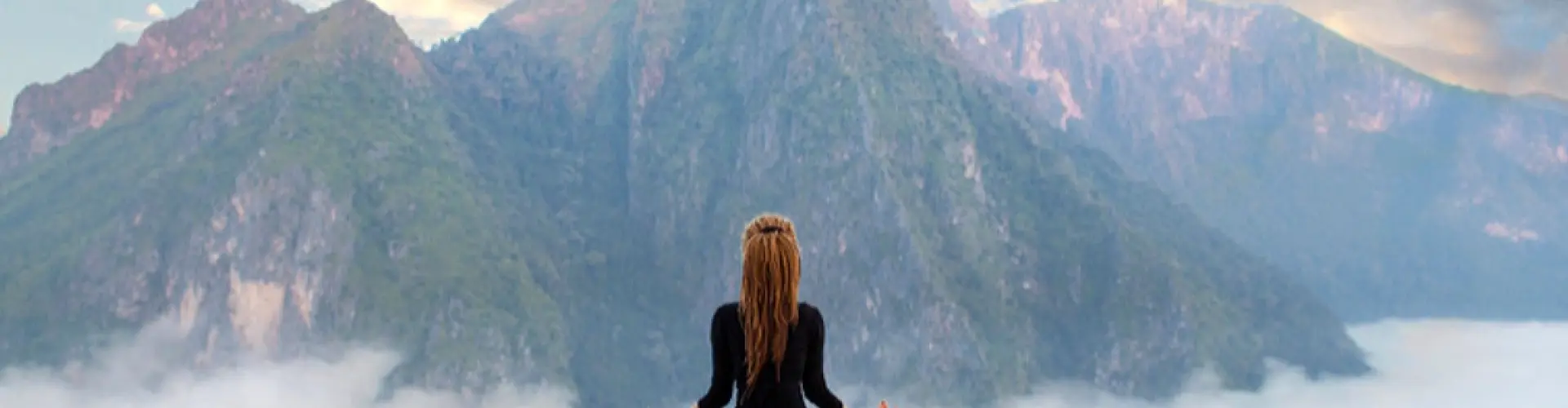 Viaje interior a través de la meditación de la respiración - Online Class by Cassaundra Paolini